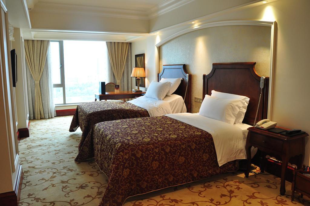Guangzhou Weldon Hotel Room photo