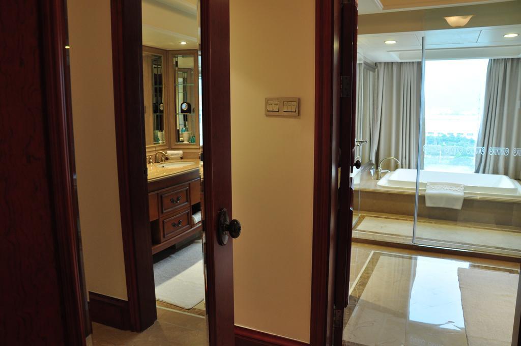Guangzhou Weldon Hotel Room photo