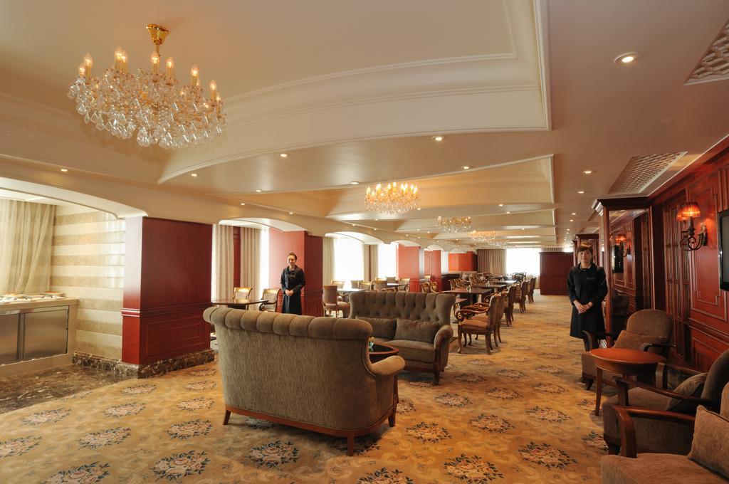 Guangzhou Weldon Hotel Exterior photo